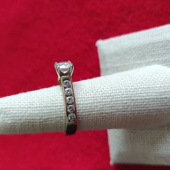 14k Moissenite Engagement Ring - Picture 4 of 8